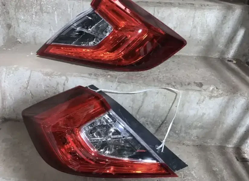 INDICATOR BACK R
