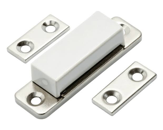 Magnetic Door Catch